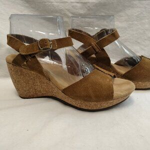 Clarks Patience Kelly Sandals (Soft Suede)